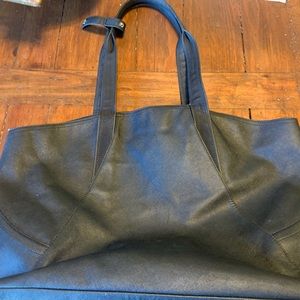Lululemon tote bag